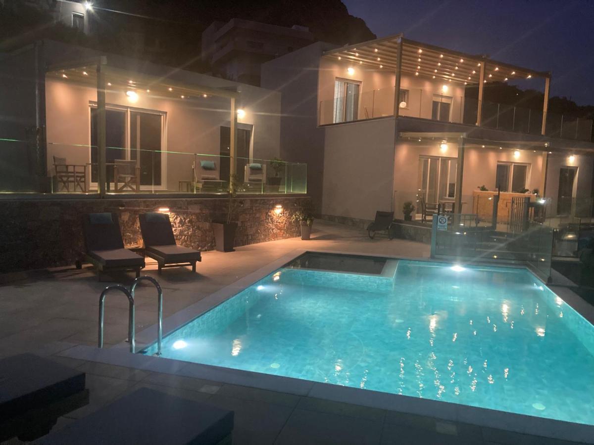 Zax Sea View Villa *